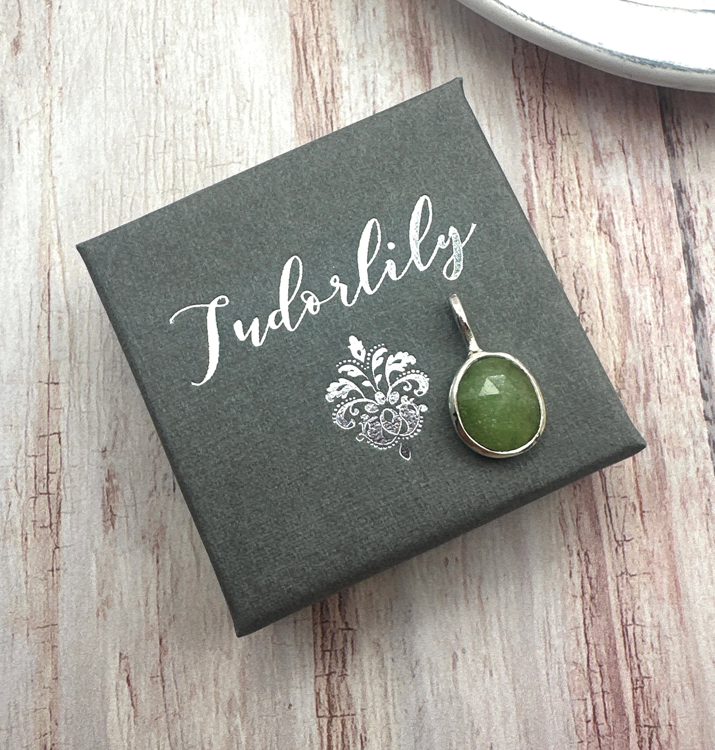 Aurelia Necklace in Peridot