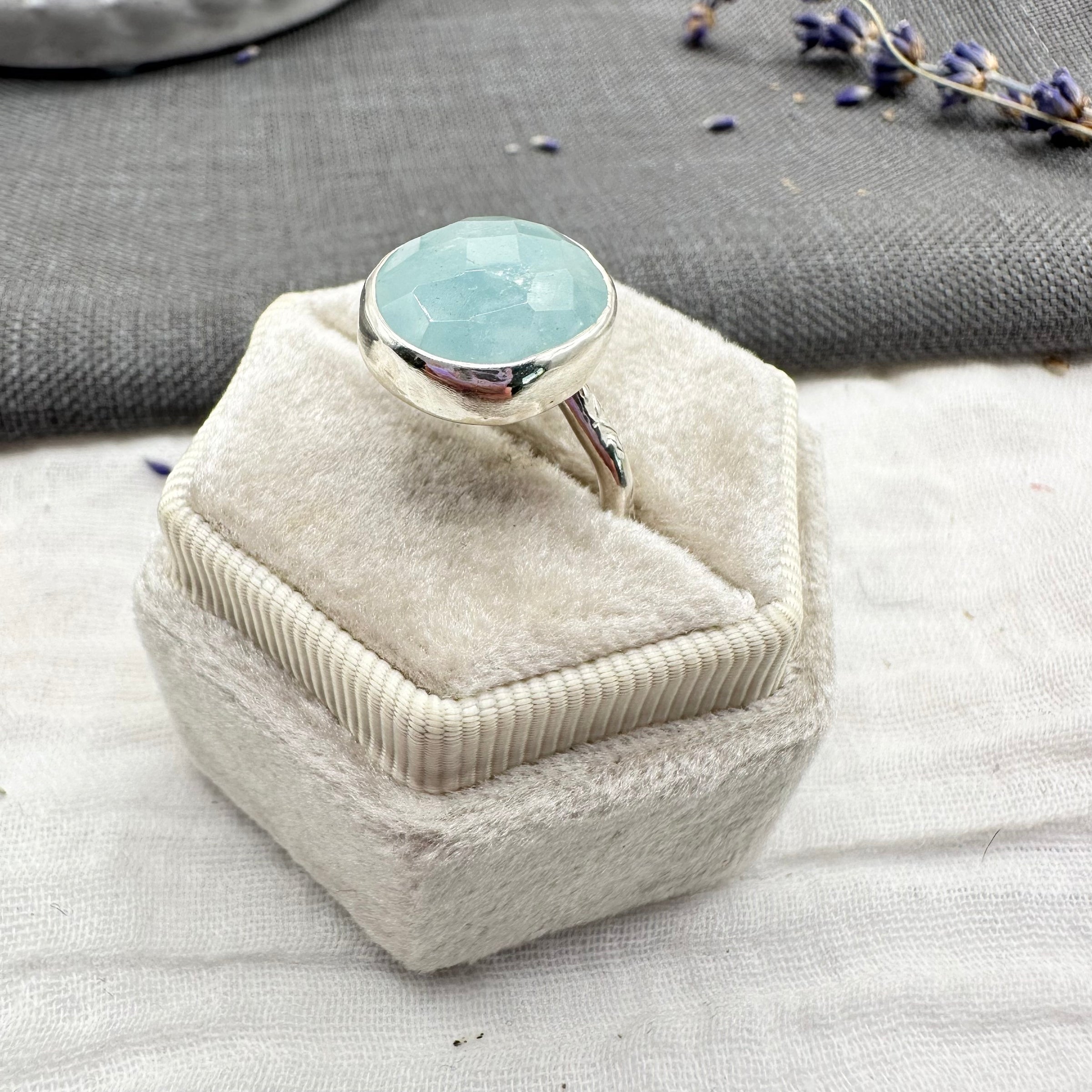 Rosecut Aquamarine Ring