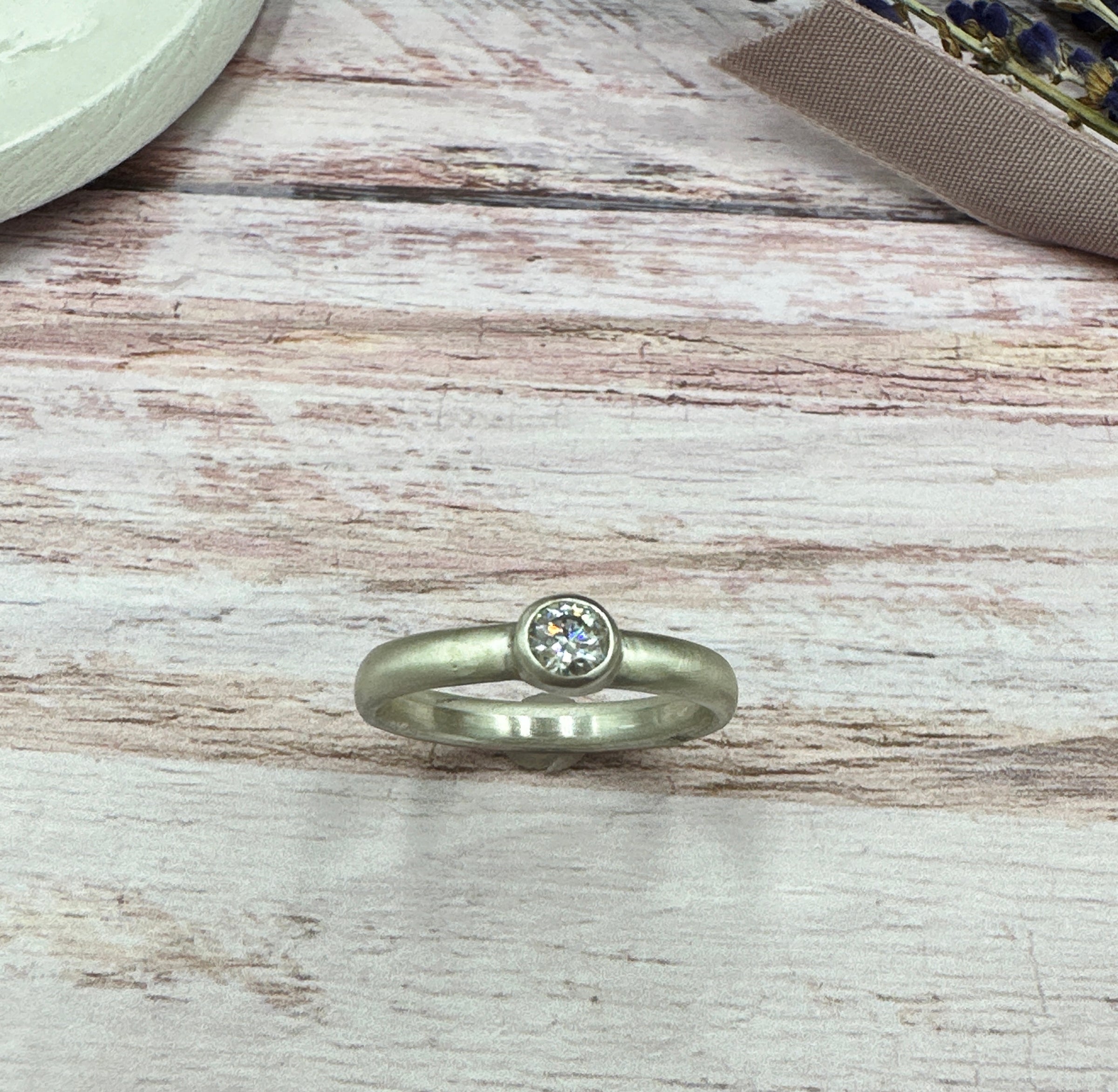 Claire - Moissanite Ring