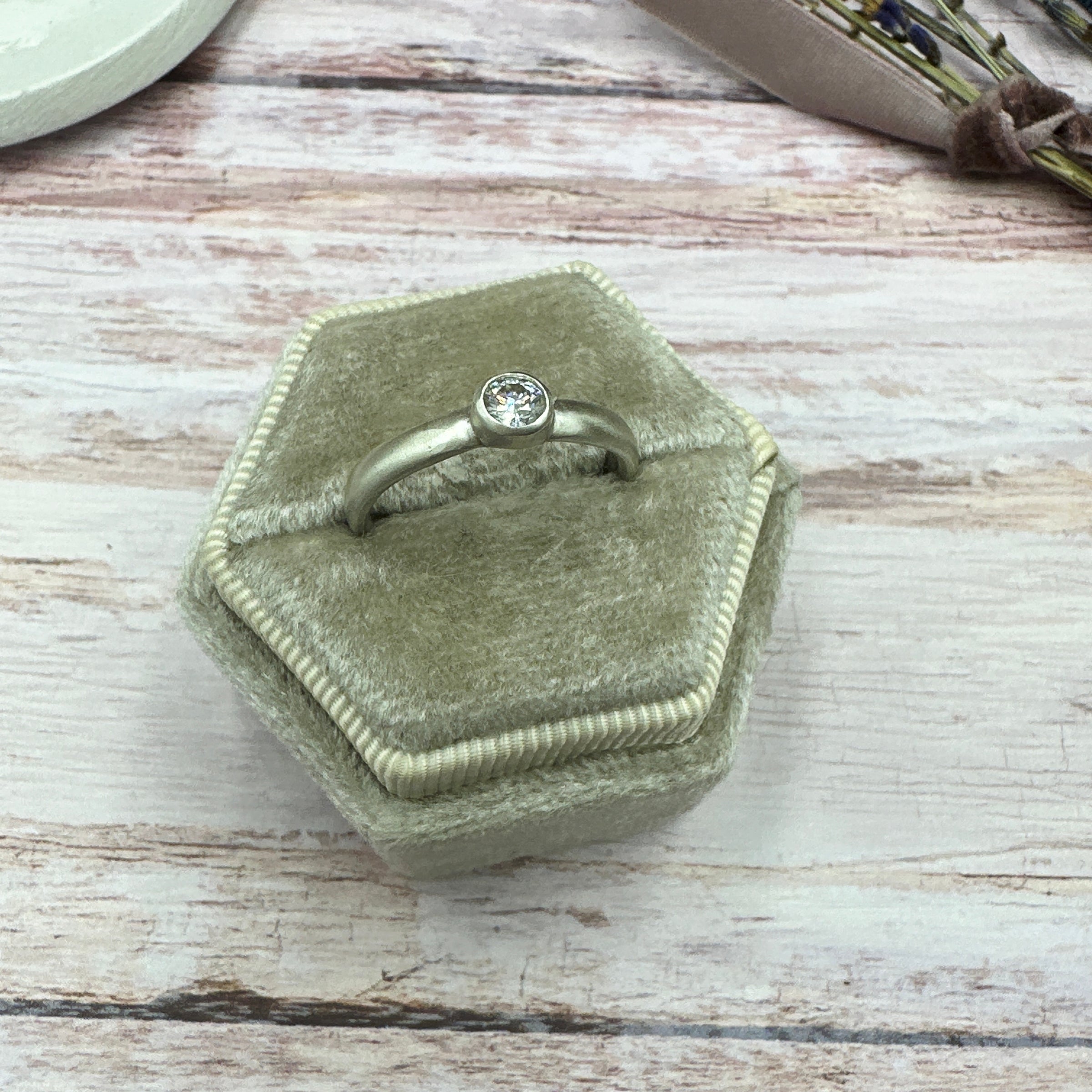 Claire - Moissanite Ring