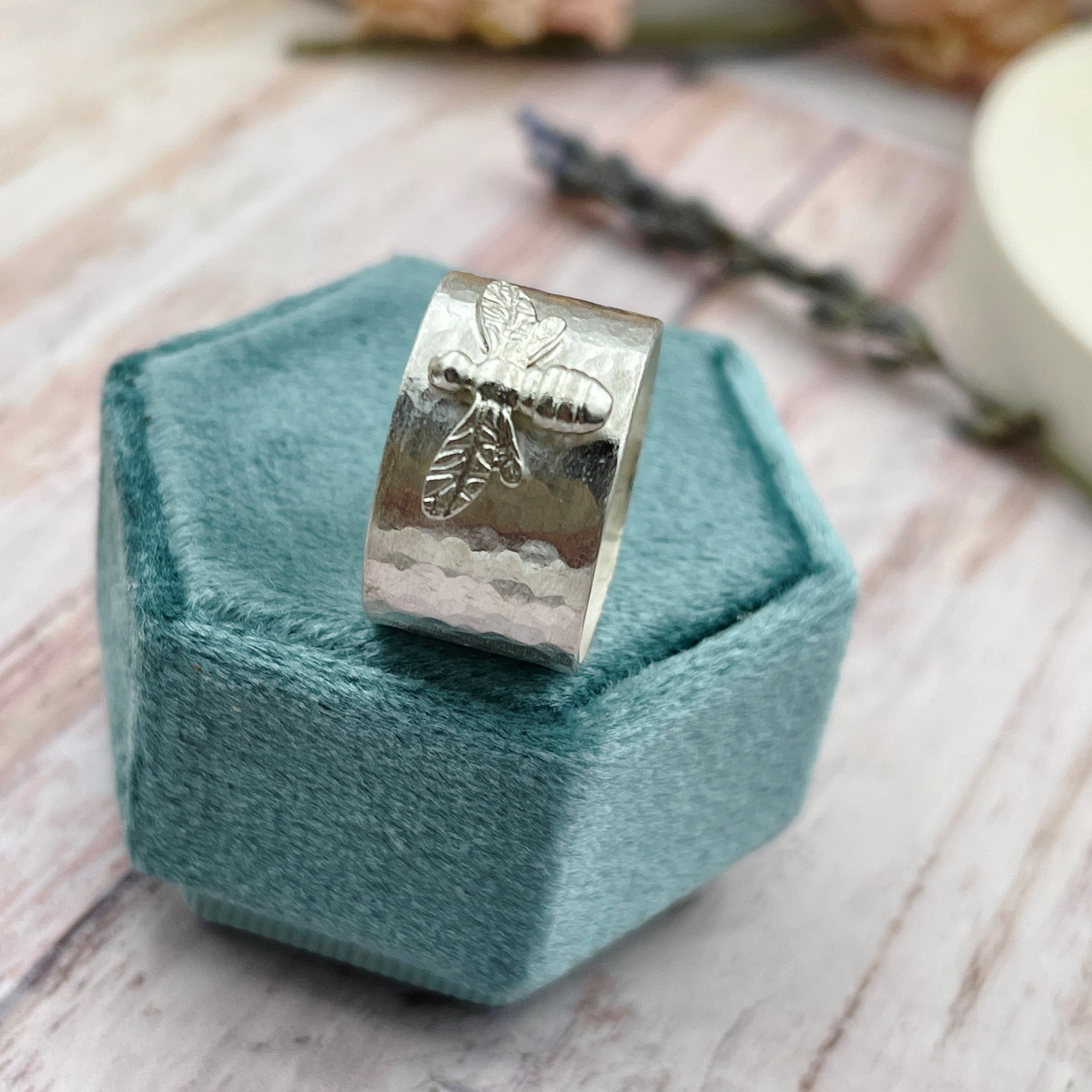 Honey Bee Ring