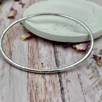 Classic 2.5mm Silver Round or Oval Bangle