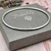 Classic 2.5mm Silver Round or Oval Bangle