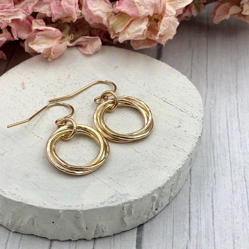 5 Ring Petite 14kt Goldfill Entwined Ring Necklace