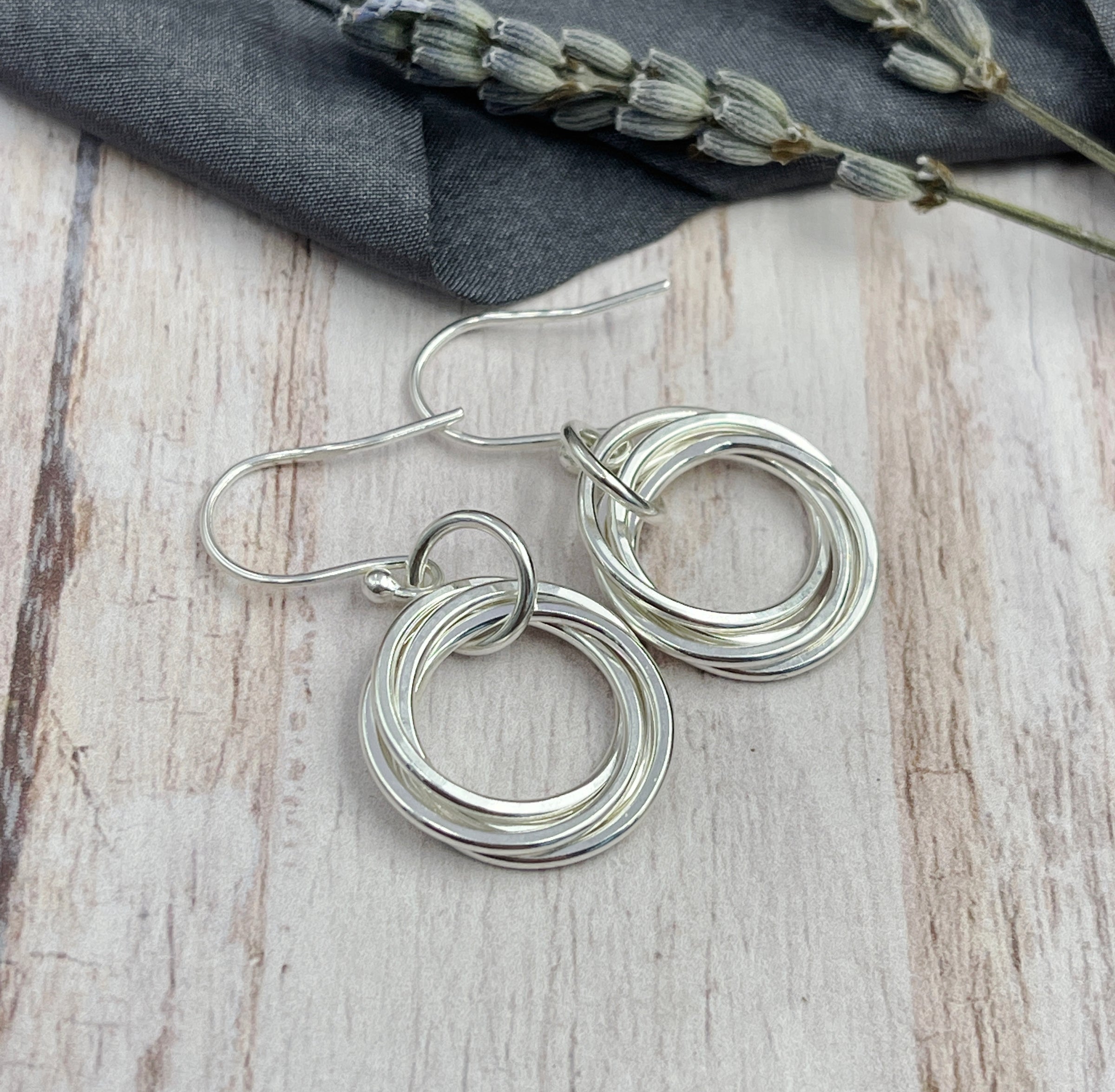 6 Petite Sterling Silver Entwined Rings Earrings