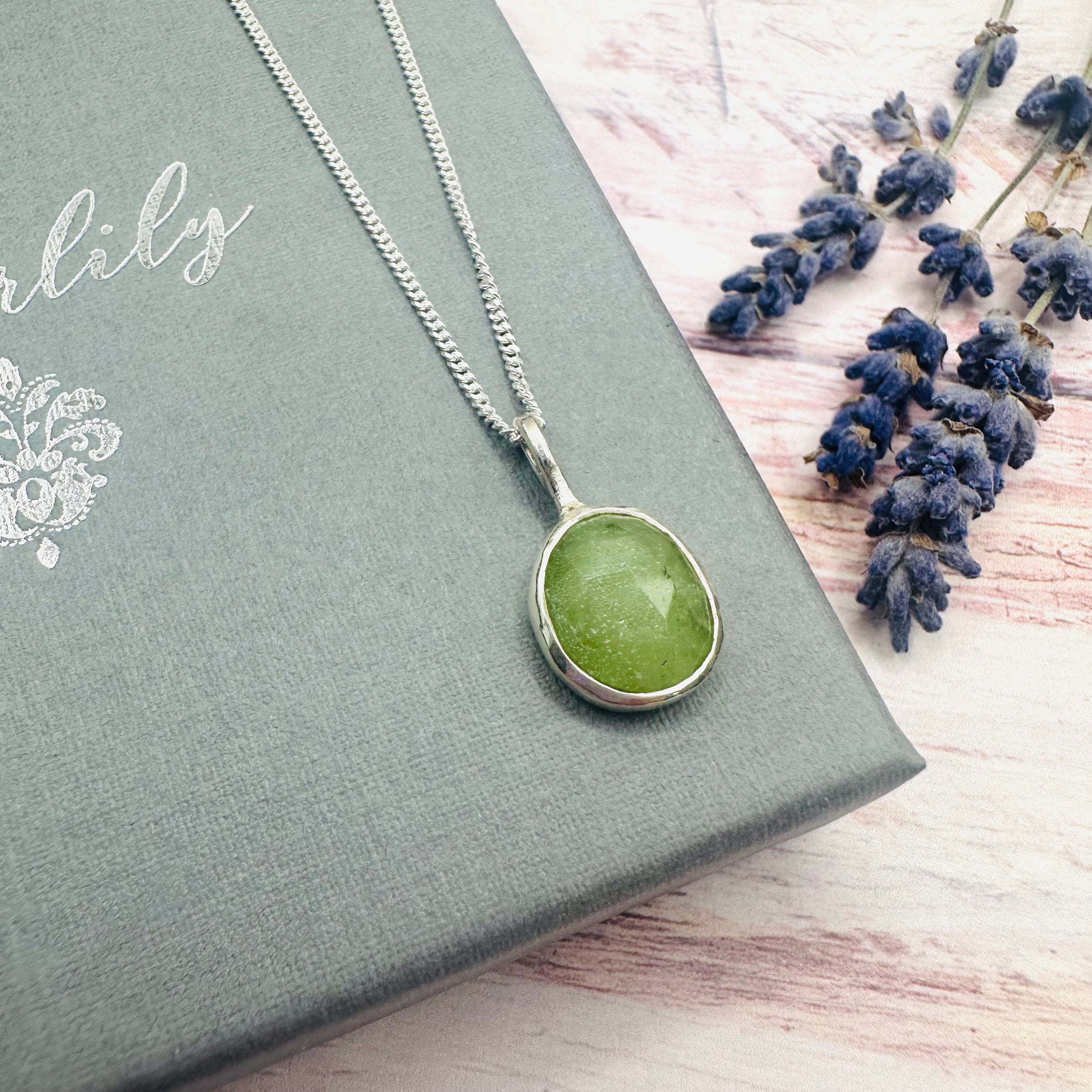 Aurelia Necklace in Peridot
