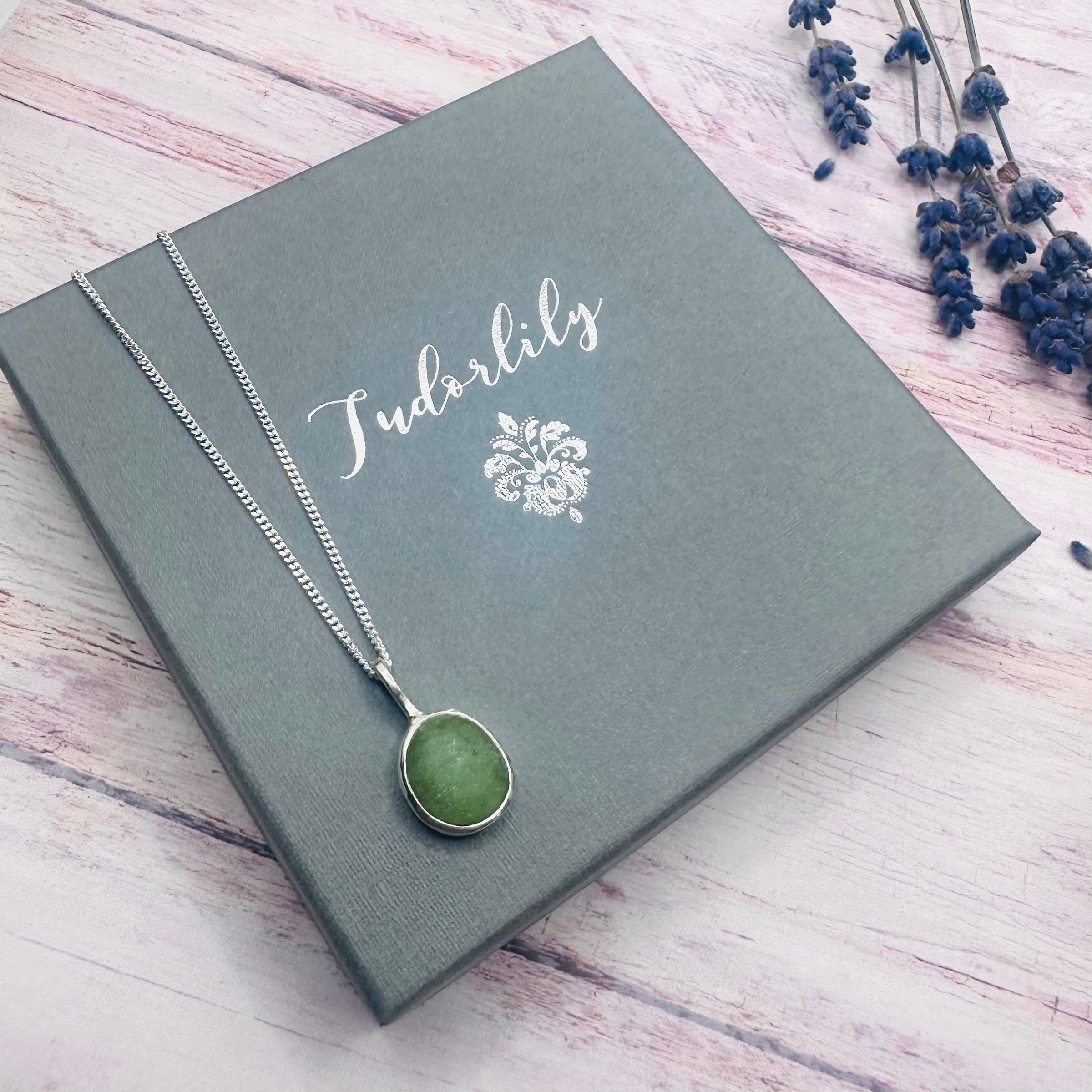Aurelia Necklace in Peridot