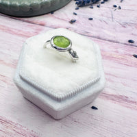 Peridot-Blümchenring