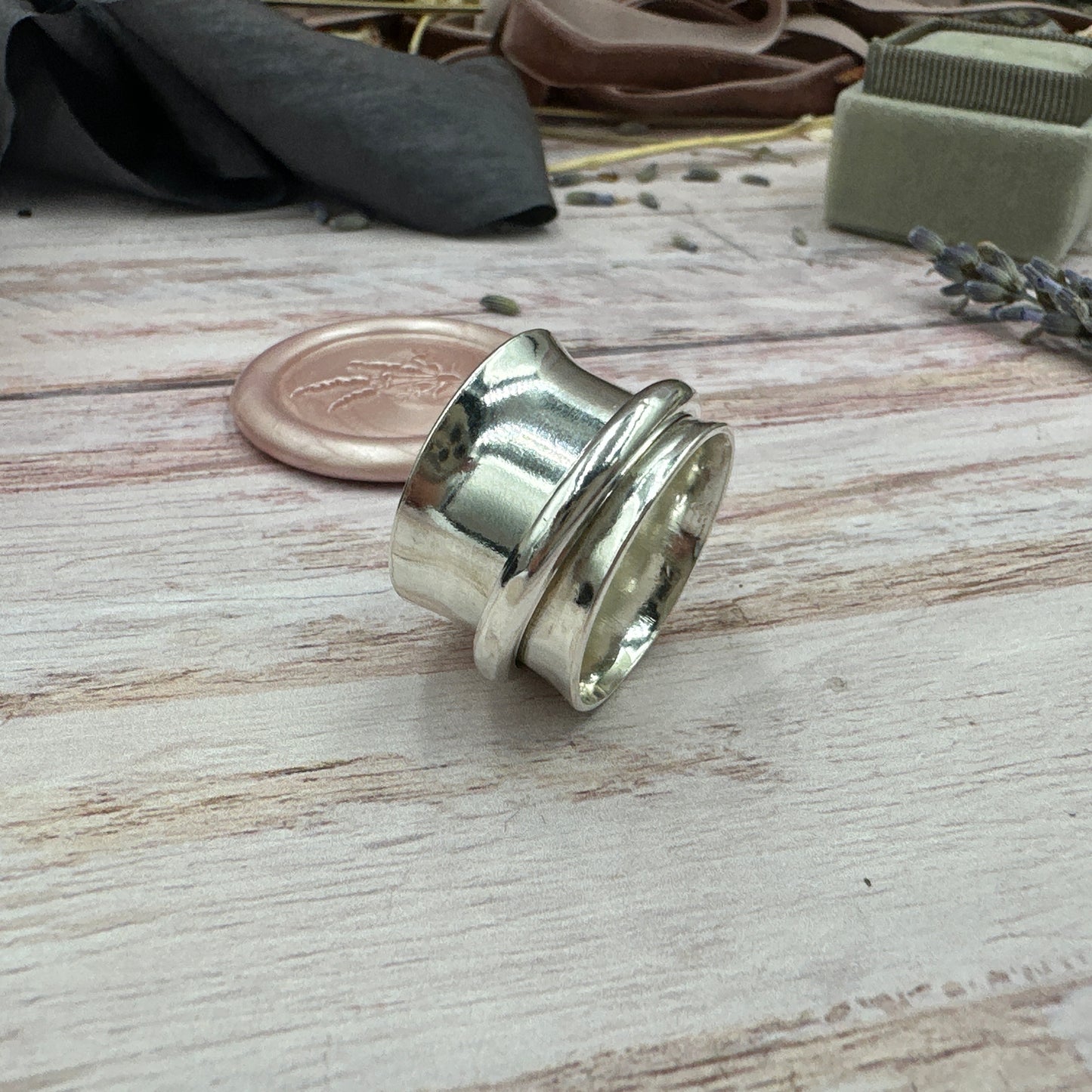 Spinner Ring - Wide Band