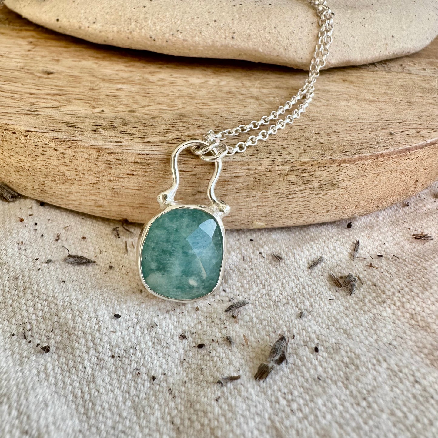 Florence Necklace in Aquamarine