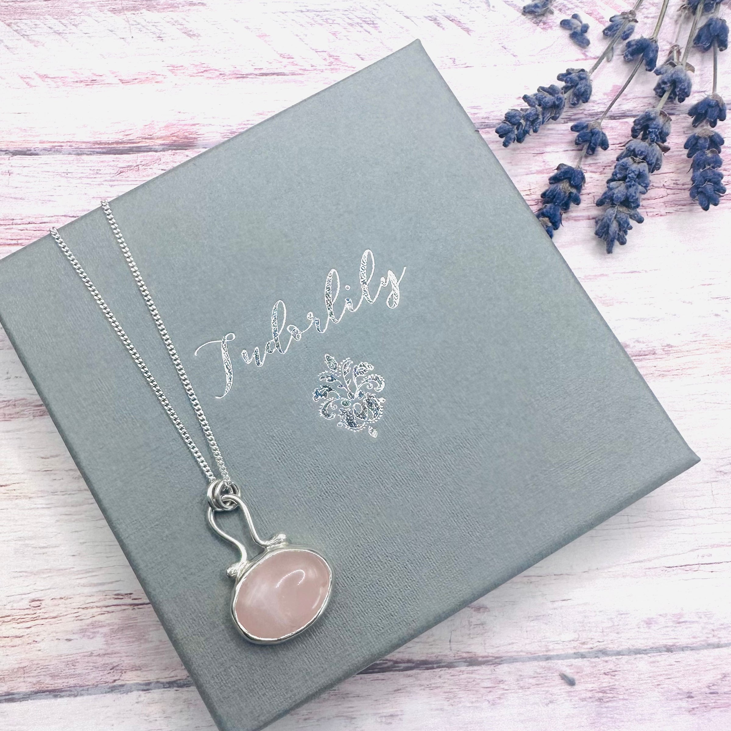 Florence Necklace in Rose Quartz