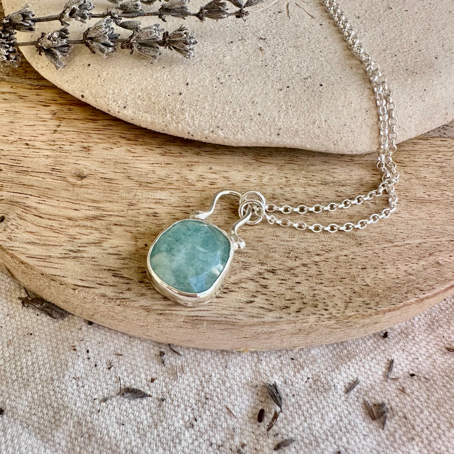 Florence Necklace in Aquamarine