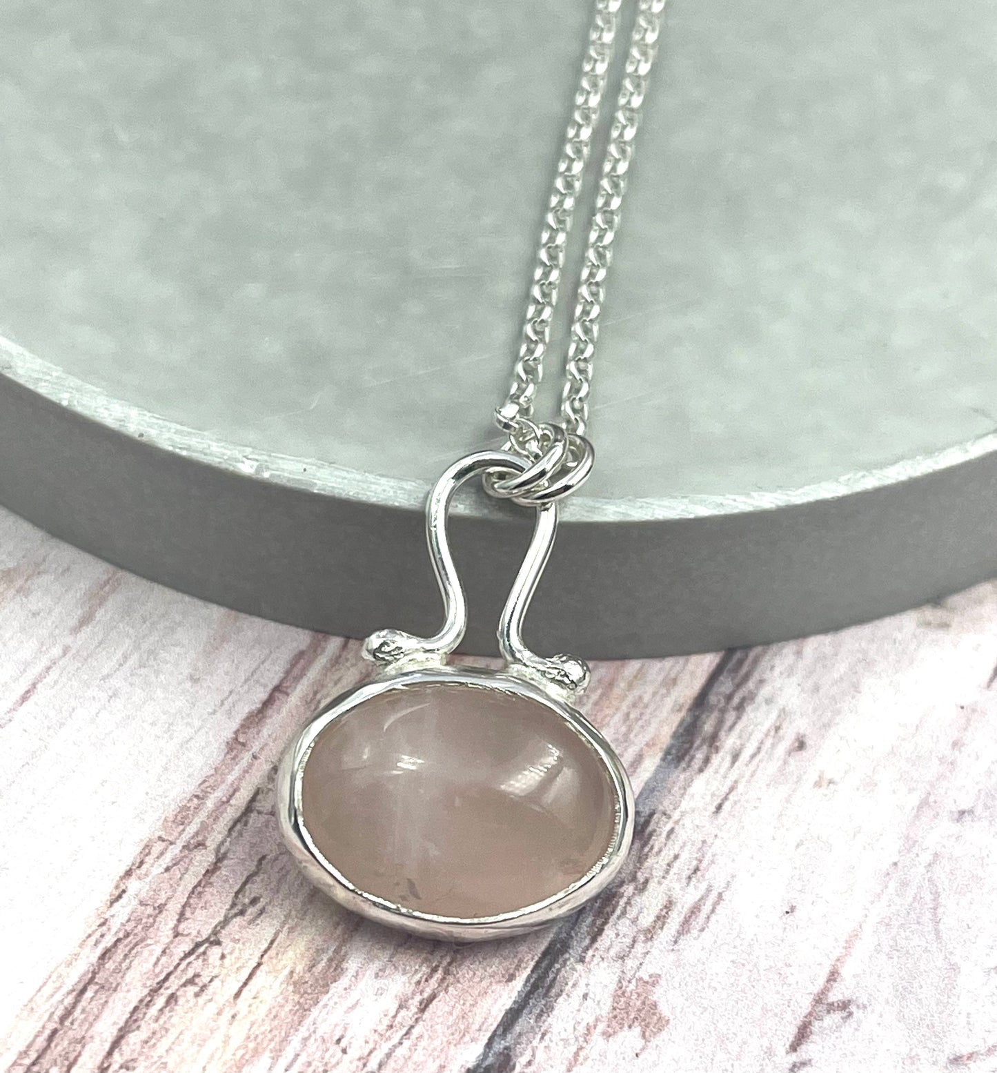 Florence Necklace in Rose Quartz