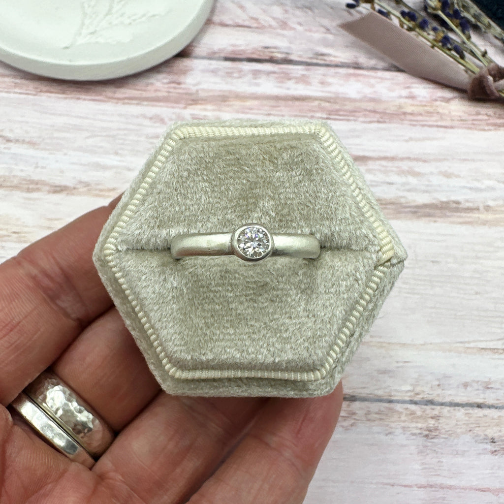Claire - Moissanite Ring